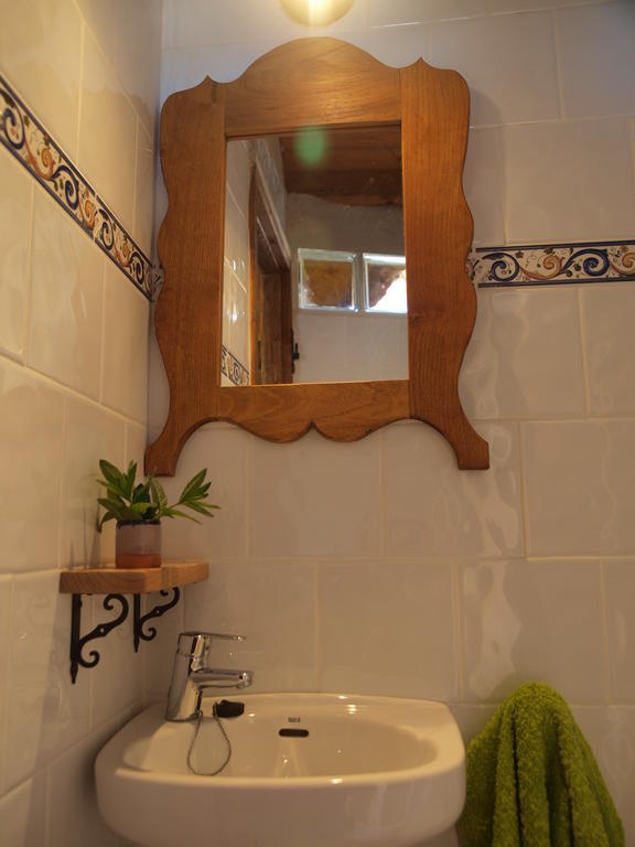 O'Porron Guest House Sabinanigo Room photo